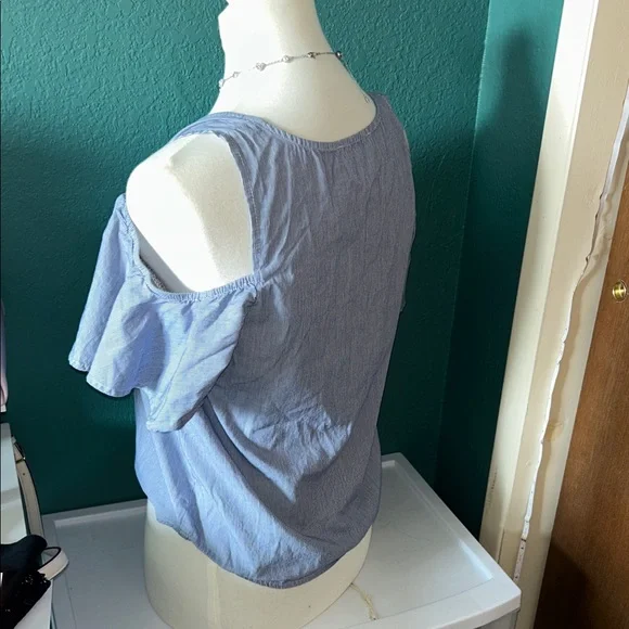 Pink Rose Tie Front - Small - Picture 3 of 4